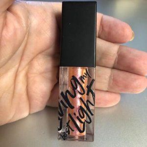 Beauty Bay Liquid Crystal Eye Shadow PEACH QUARTZ